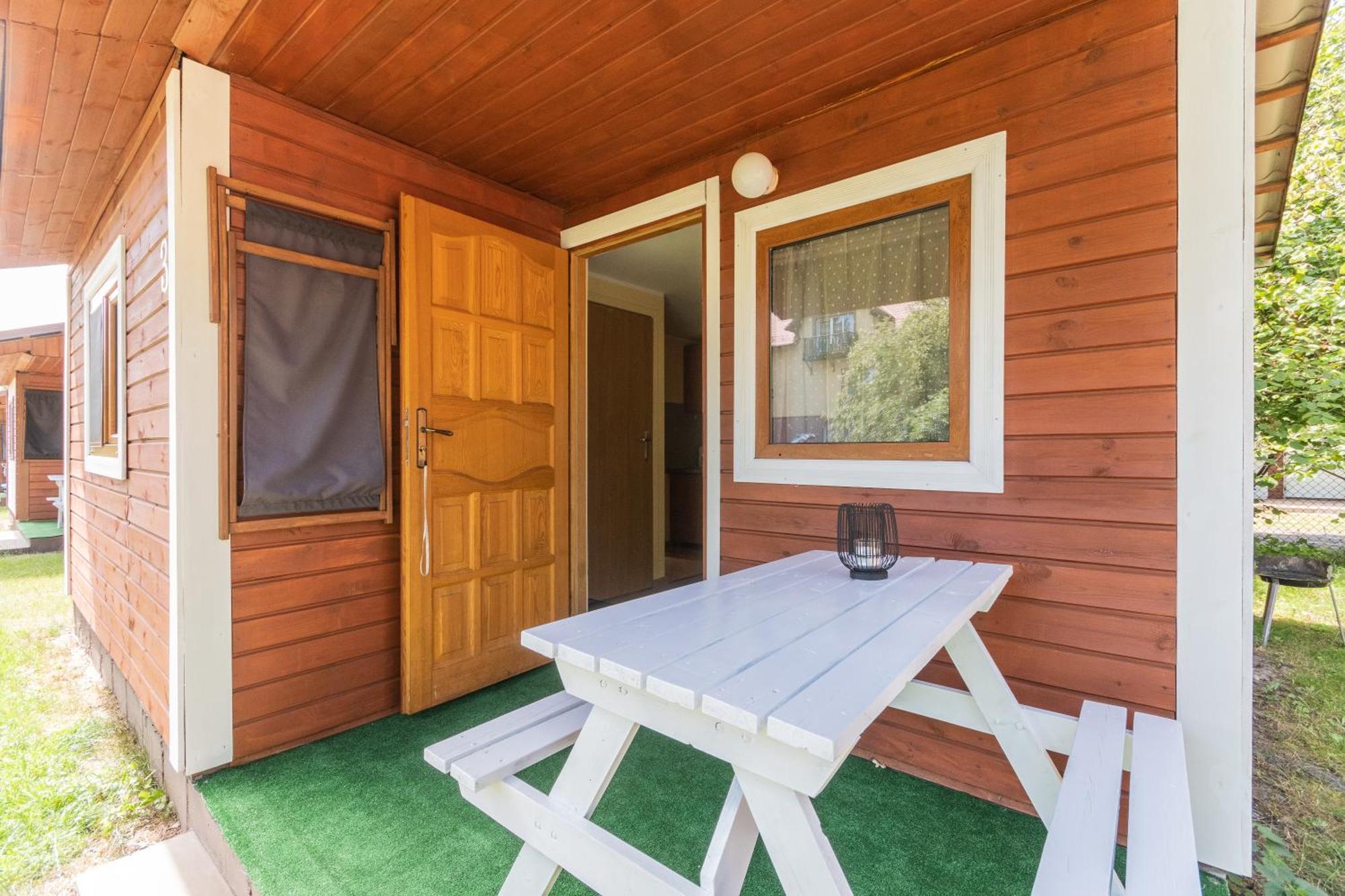 Domki Pod Zlotym Debem Kąty Rybackie Exterior foto